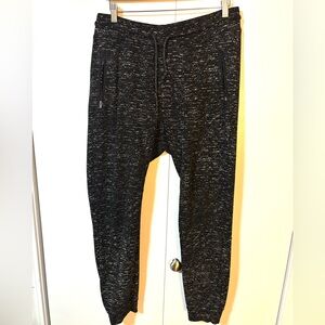 Brooklyn Cloth "The Jogger" Space Dye Fleece Joggers - Black/White - Large